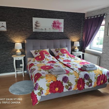 Blumen Apartment ฮัมบูร์ก ภายนอก รูปภาพ