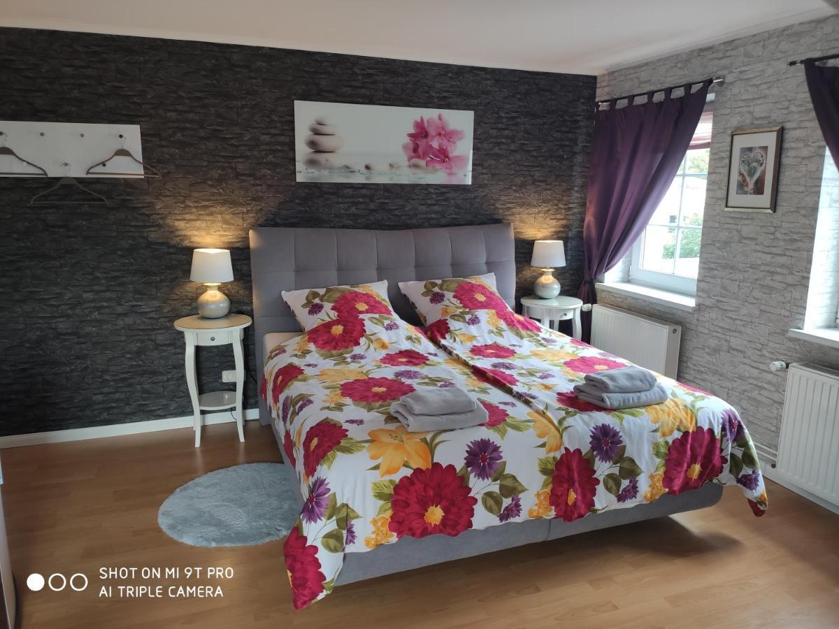 Blumen Apartment ฮัมบูร์ก ภายนอก รูปภาพ