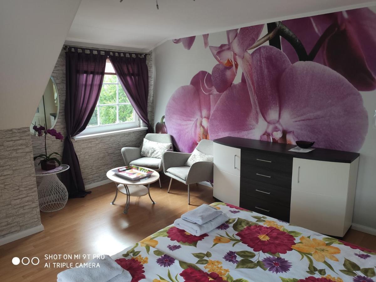Blumen Apartment ฮัมบูร์ก ภายนอก รูปภาพ