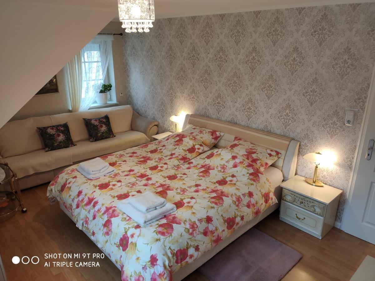 Blumen Apartment ฮัมบูร์ก ภายนอก รูปภาพ