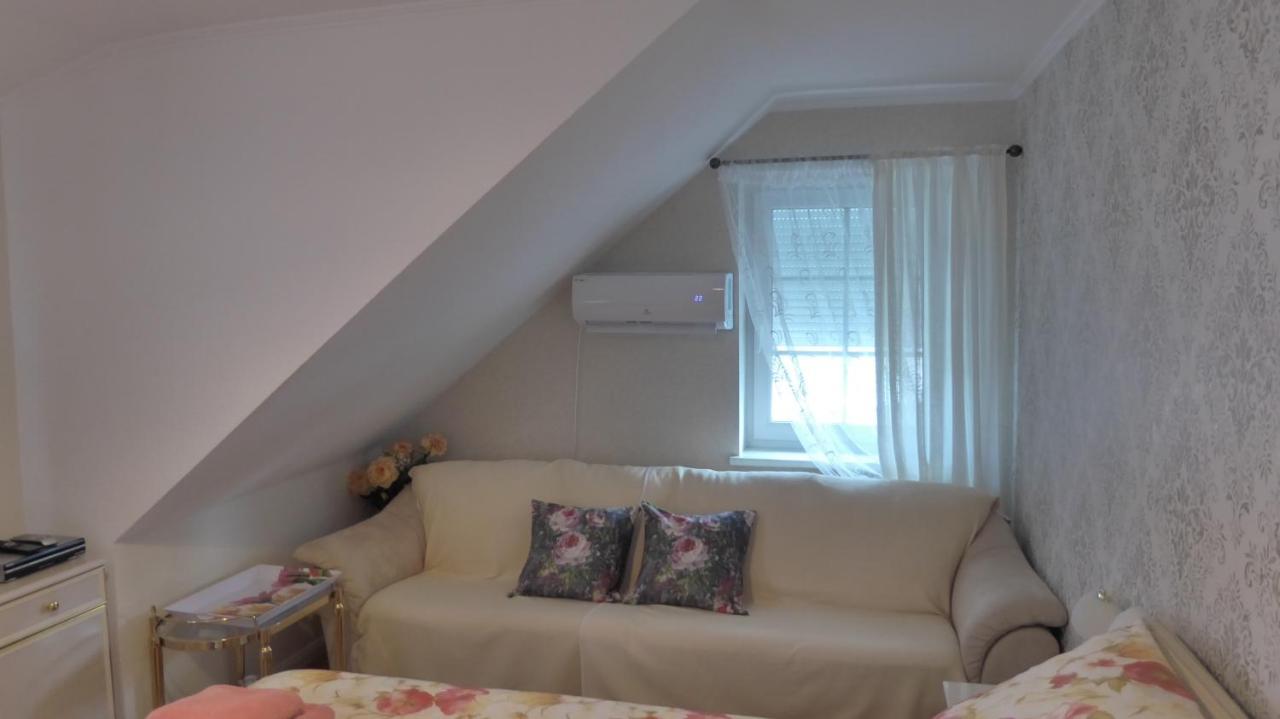 Blumen Apartment ฮัมบูร์ก ภายนอก รูปภาพ